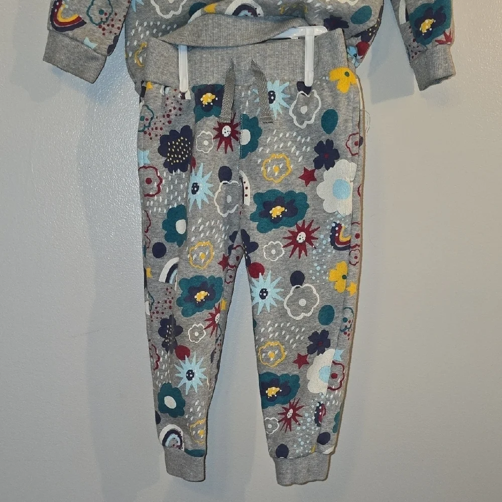 Falls Creek Gray and Blue Flowers And Rainbows Set Sizes 24 & 18 Months LOT K - Picture 4 of 5